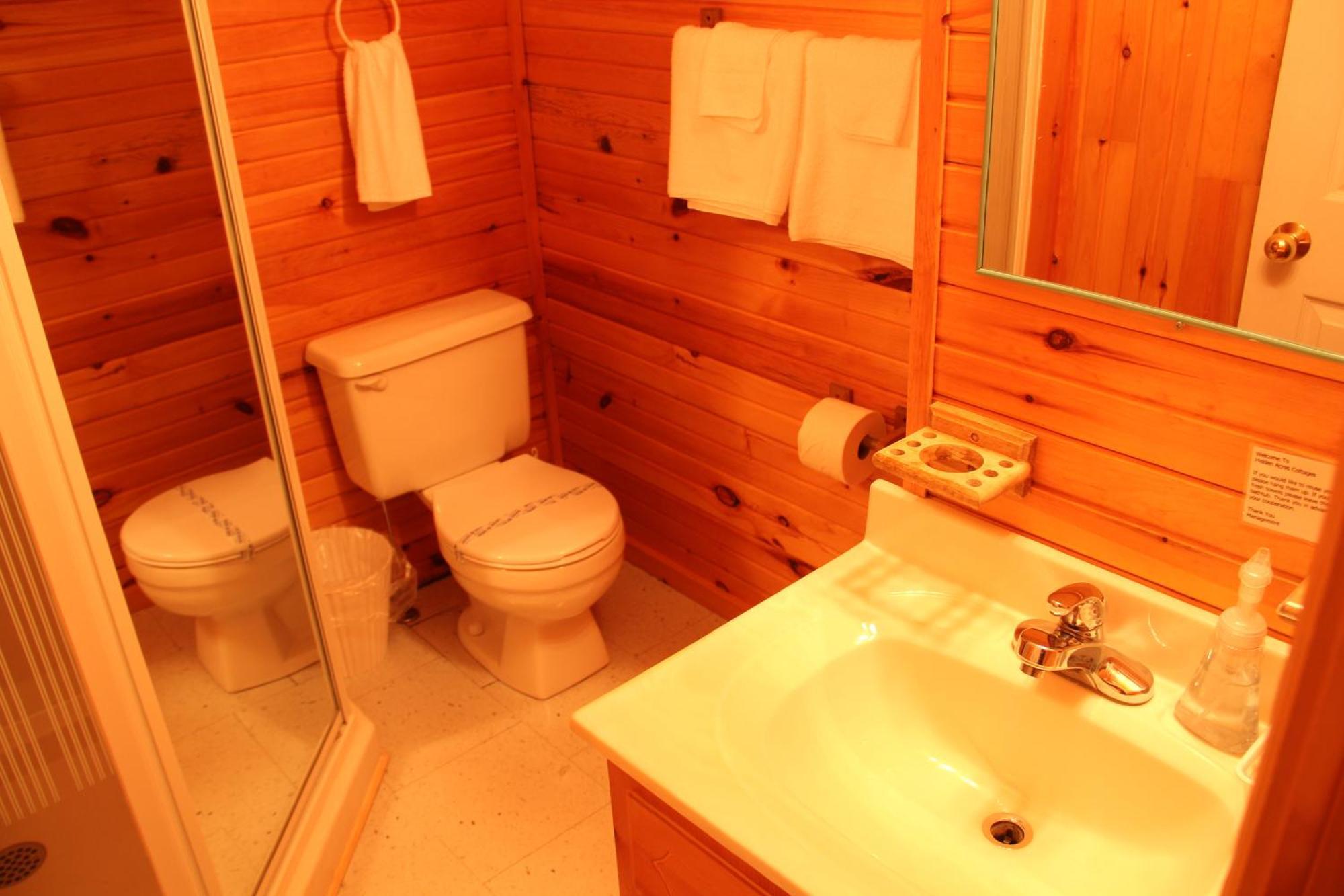 Hidden Acres Cottages Cavendish Habitación foto